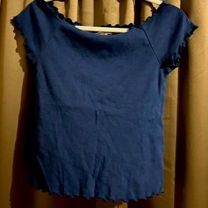 Aeropostale size large navy ruffled tee